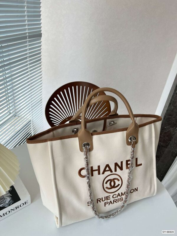 Modern Style Trendy Bag C3810