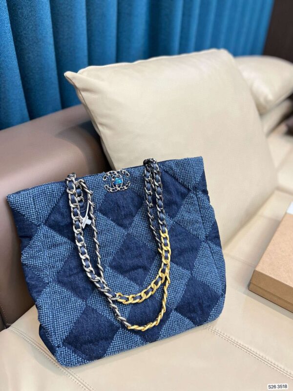 Modern Style Trendy Bag C3700