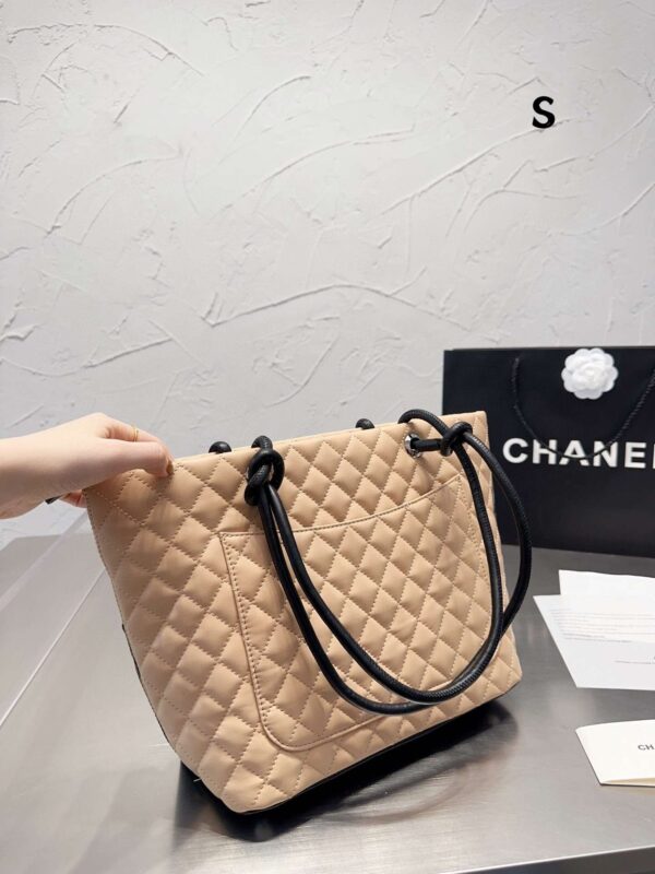 Modern Style Trendy Bag C3635