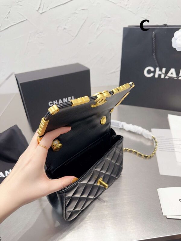 Modern Style Trendy Bag C3632