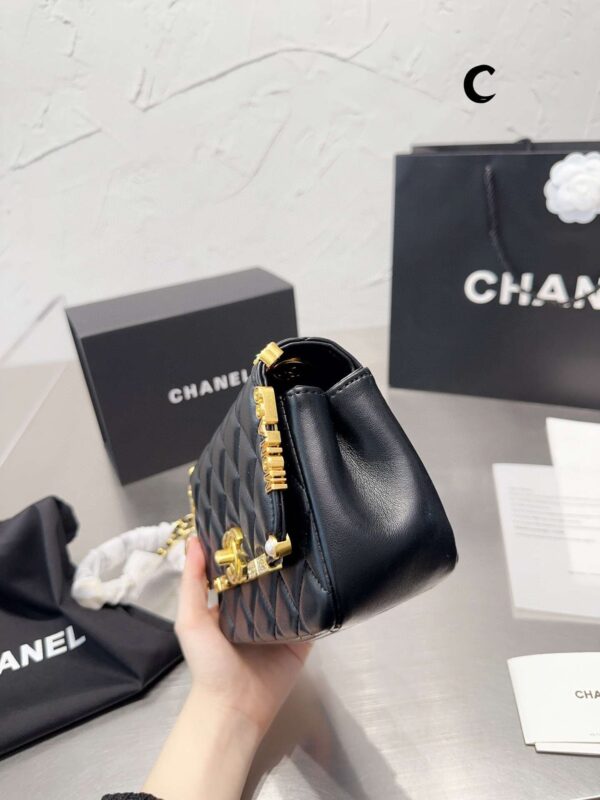Modern Style Trendy Bag C3632