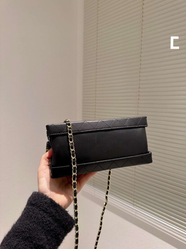 Modern Style Trendy Bag C3615
