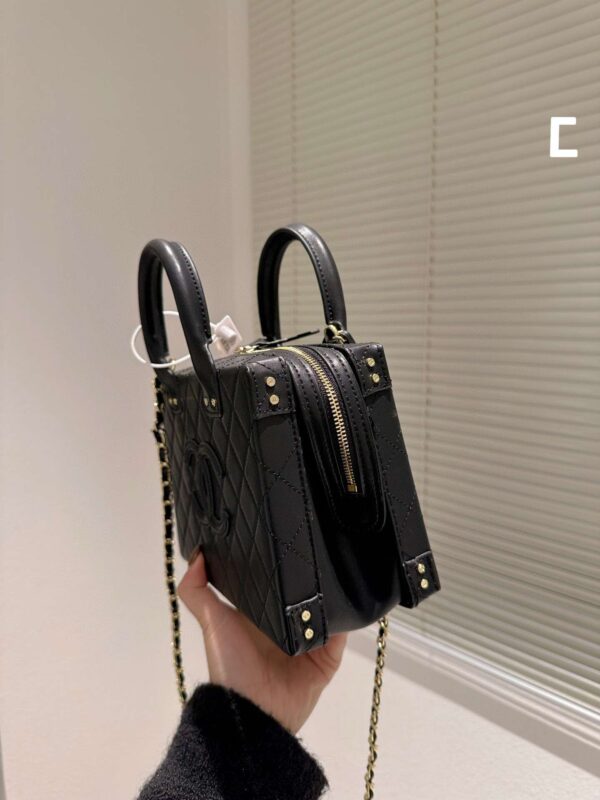 Modern Style Trendy Bag C3615
