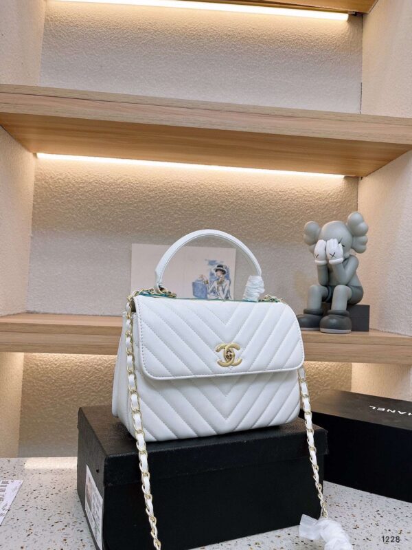 Modern Style Trendy Bag C3571
