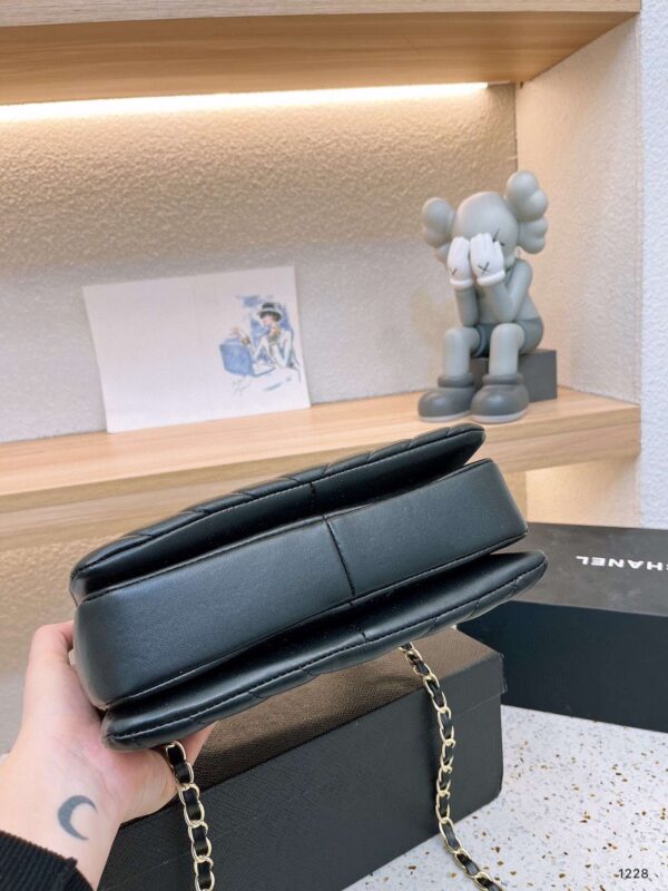 Modern Style Trendy Bag C3571