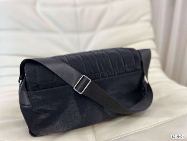 Modern Style Trendy Bag C3548