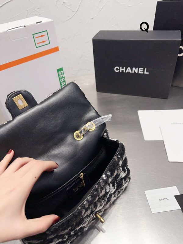 Modern Style Trendy Bag C3545