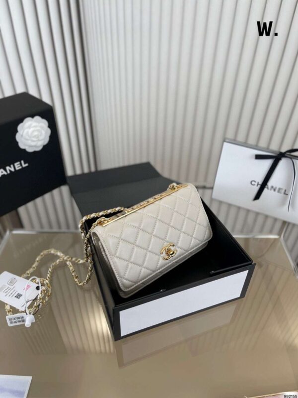 Modern Style Trendy Bag C3517