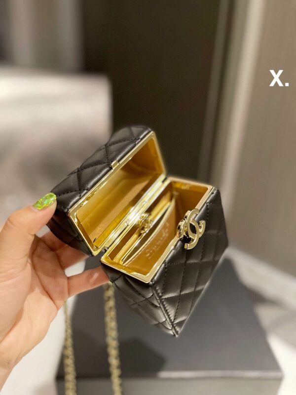 Modern Style Trendy Bag C3484