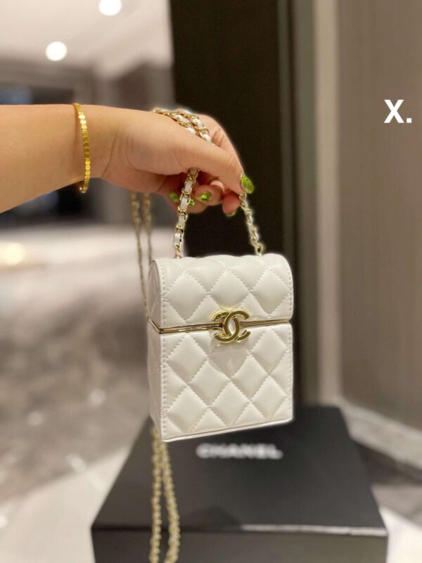 Modern Style Trendy Bag C3484