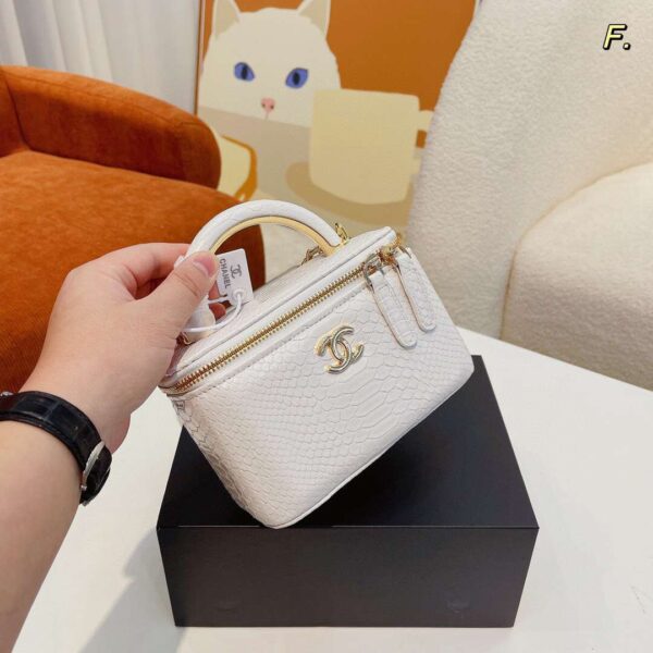 Modern Style Trendy Bag C3472-1