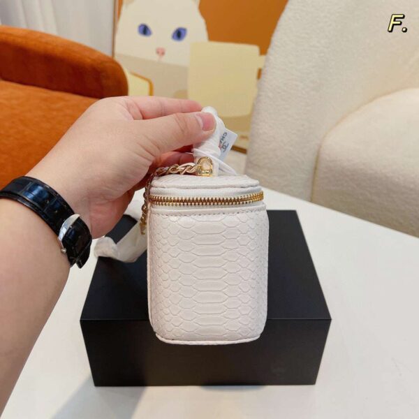 Modern Style Trendy Bag C3472-1