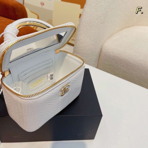 Modern Style Trendy Bag C3472-1