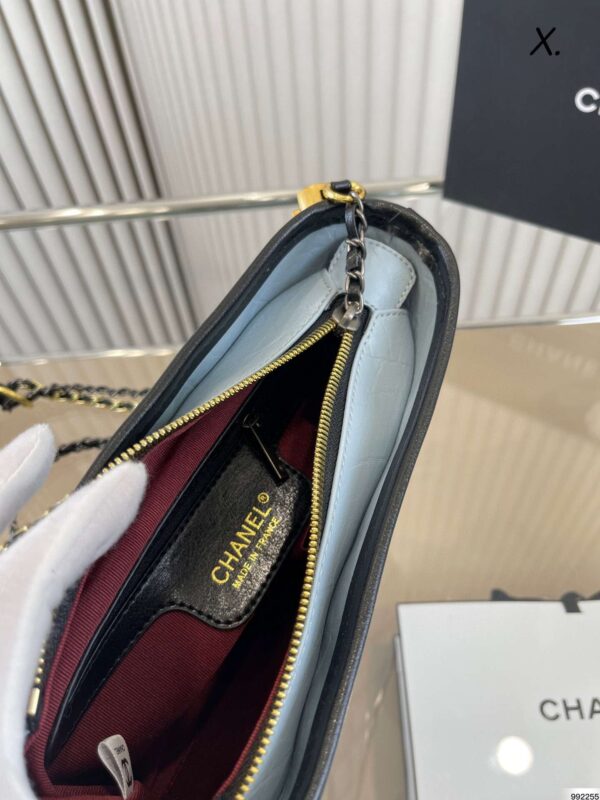 Modern Style Trendy Bag C3376